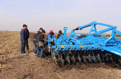 深度剖析春耕利器 農(nóng)機(jī)服務(wù)為何成為農(nóng)民新寵